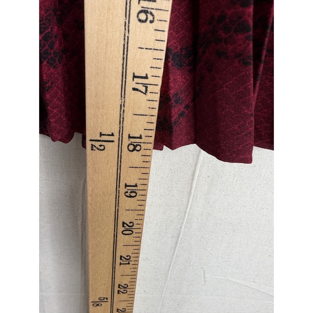 Banana Republic Snake Print Pleated Mini Skirt size Small Red/Black - Picture 7 of 7